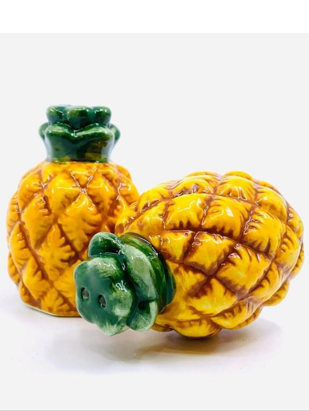 Cosmos Ceramic Pineapple Salt & Pepper Shakers Set Hand Painted Tropical